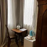 A Casa Di V-ale Hotell