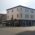 A Casa Di V-ale Hotel 3*