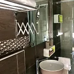 A Casa Di V-ale Hotell 3*