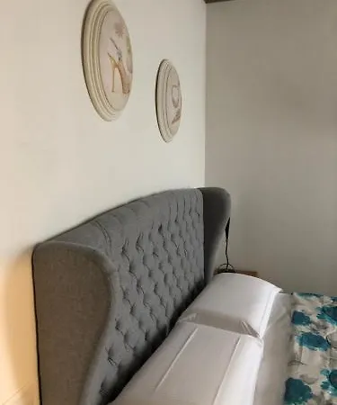 A Casa Di V-ale