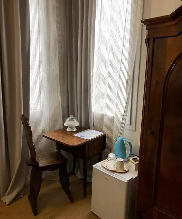A Casa Di V-ale Hotel