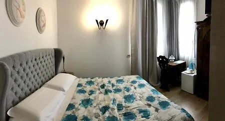 A Casa Di V-ale ホテル 3*