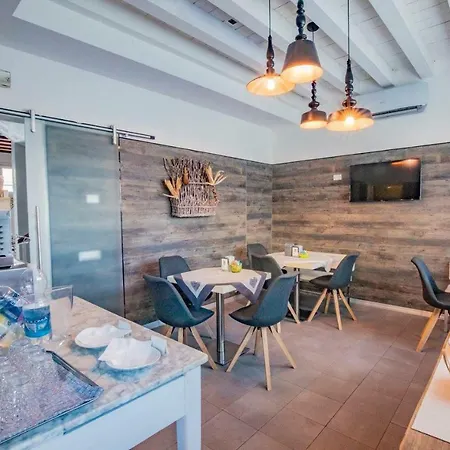 A Casa Di V-ale 3* トレヴィーゾ