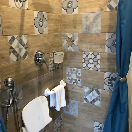 A Casa Di V-ale Hotel 3*