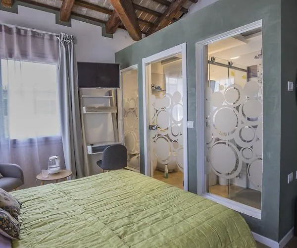 A Casa Di V-ale Otel 3*