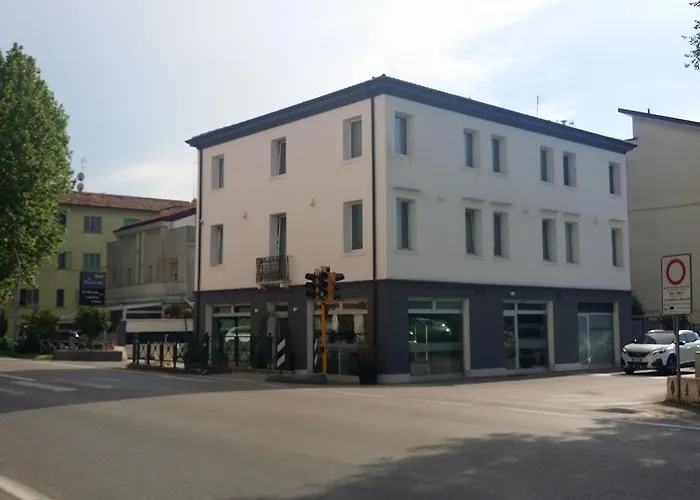 A Casa Di V-ale Otel 3*