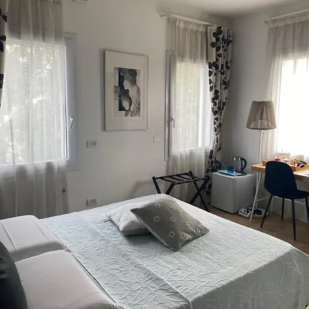 A Casa Di V-ale 3*