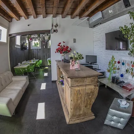 A Casa Di V-ale 3* Τρεβίζο