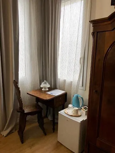 A Casa Di V-ale فندق