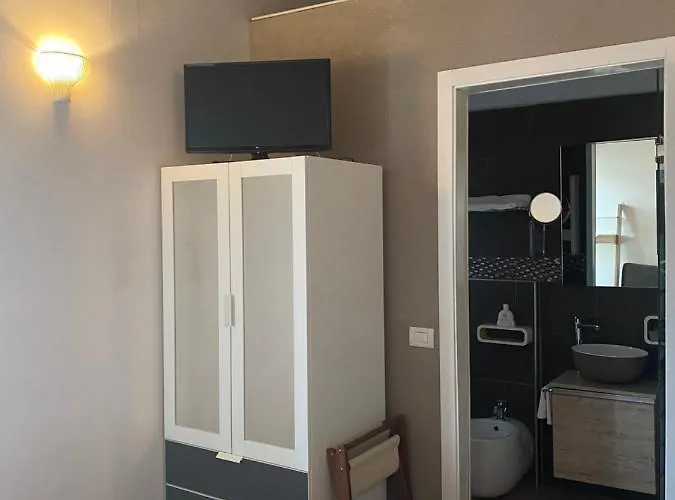 A Casa Di V-ale فندق 3*