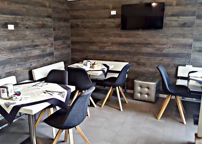 فندق A Casa Di V-ale 3*